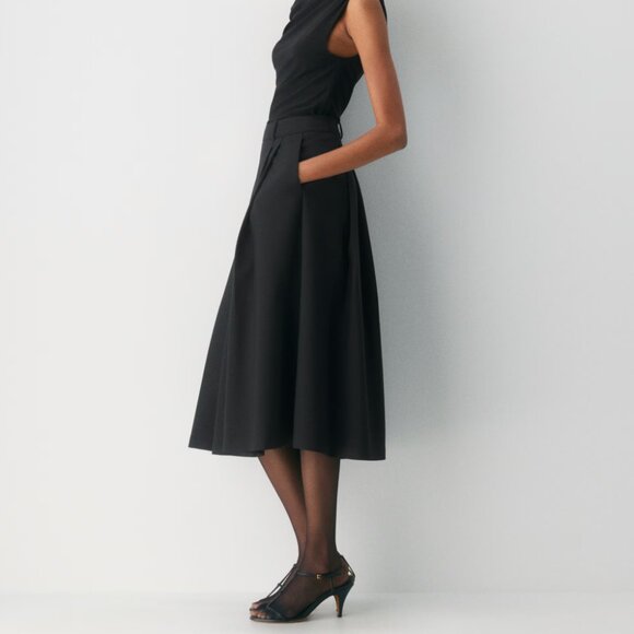 Aritzia Babaton Enterprise Skirt in Black - Picture 1 of 7